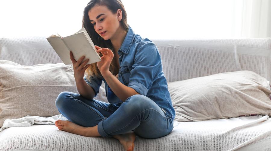 10 Books To Read If You Want To Improve Yourself